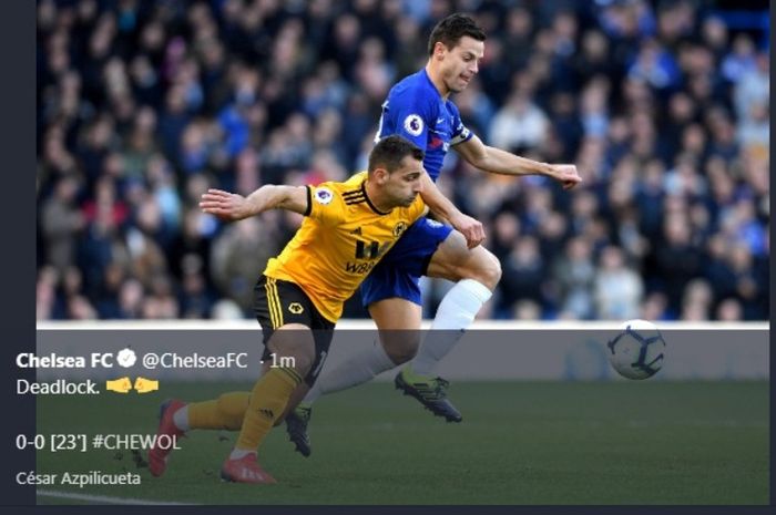 Bek Chelsea, Cesar Azpilicueta, dalma laga kontra Wolverhampton dalam partai lanjutan Liga Inggris di Stamford Bridge, Minggu (10/3/2019)