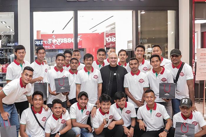 Irwan Mussry will be giving a luxury watch for the U-22 national team
