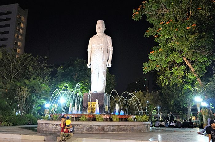 Wisata Kuliner di Taman Apsari, Surabaya, Dari Sedapnya