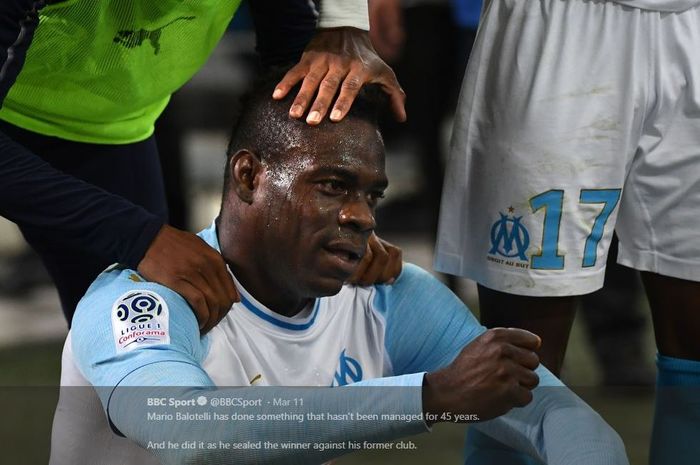 Penyerang Olympique Marseille, Mario Balotelli.