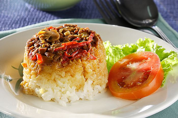 Resep Nasi Tim Ayam Pedas Enak, Sensasi Pedasnya Bikin 