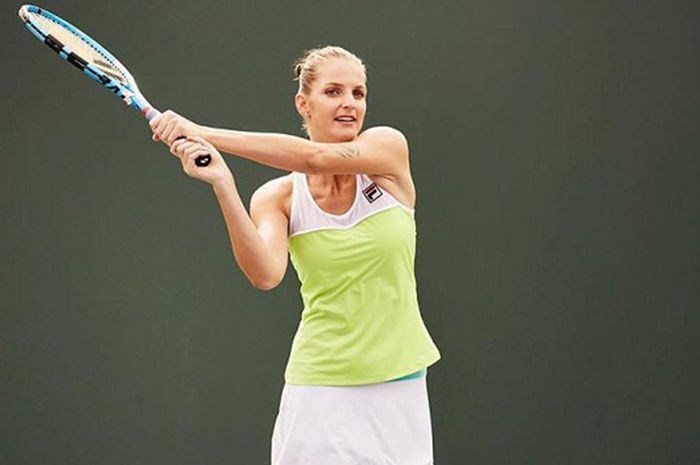 Karolina Pliskova saat berpose dengan seragam baru FILA yang akan dikenakannya pada ajang Indian Wells Masters 2019.
