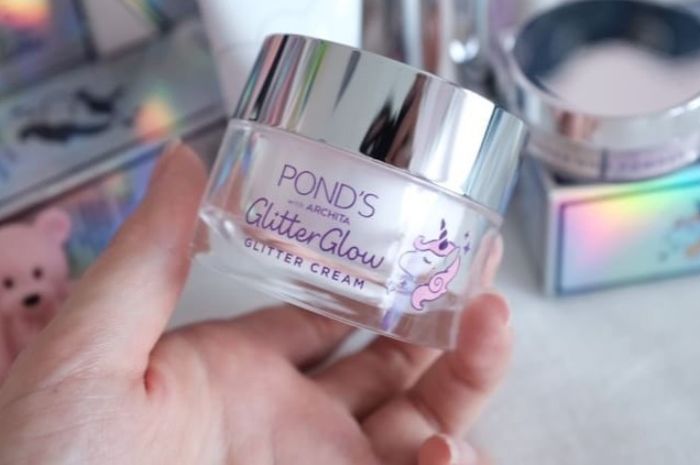 skincare ponds glowing