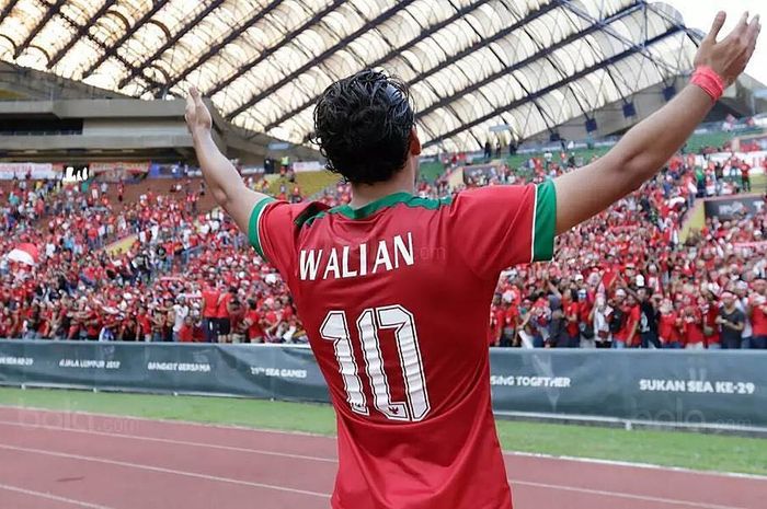 Ezra Walian