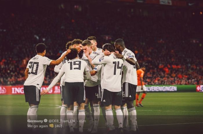 Para pemain timnas Jerman merayakan gol yang dicetak ke gawang timnas Belanda dalam laga Grup C Kualifikasi Piala Eropa 2020 di Stadion Cruijff ArenA, Minggu (24/3/2019).