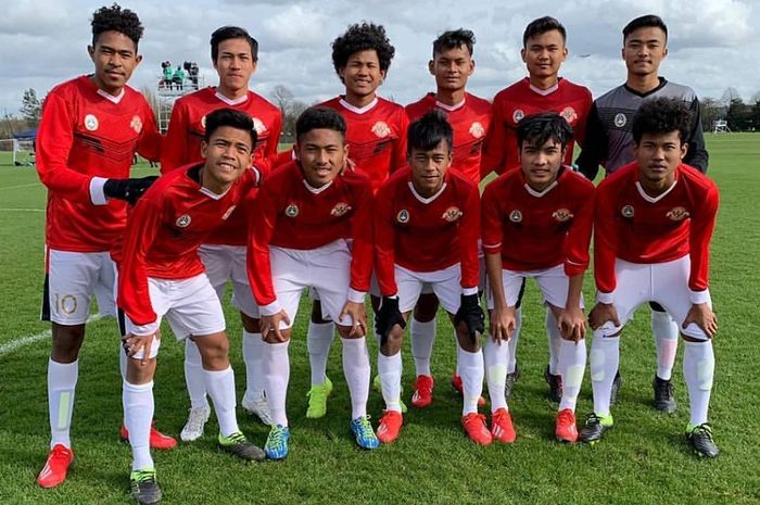 Garuda Select menimba ilmu sepak bola di Inggris.