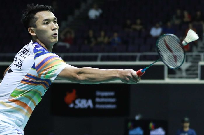 Aksi Jonatan Christie kala tampil pada laga perempat final Singapore Open 2019 yang digelar Jumat (12/4/2019).