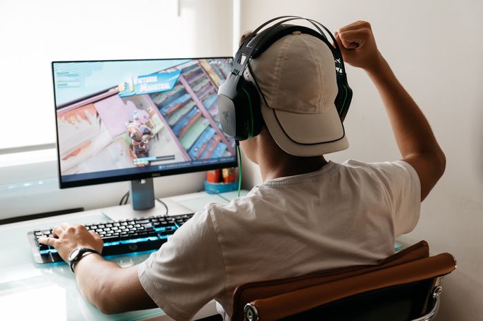 Main Game 22 Jam Setiap Hari Bocah Ini Alami Lumpuh Tangan Semua Halaman Hai