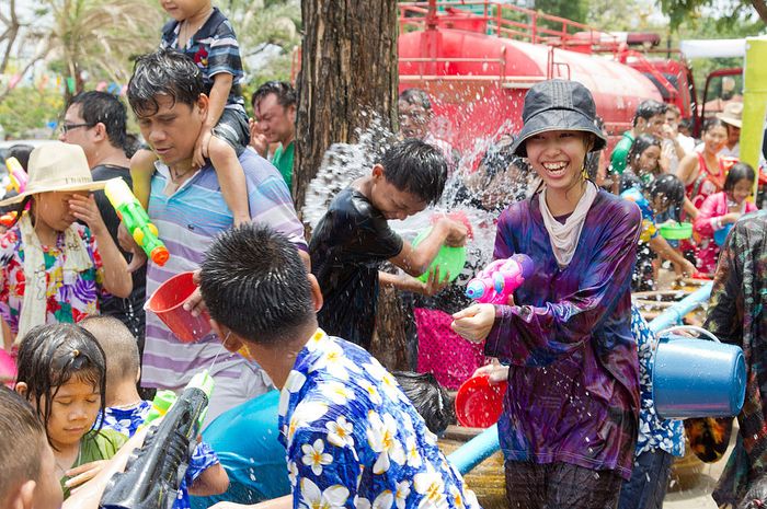 Wah, Penduduk Thailand Merayakan Tahun Baru Songkran Akhir Pekan Ini