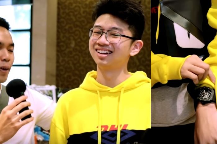 Ngaku Seharga Rp 12 Miliar di Video 'Berapa Harga Outfit Ngaku Seharga Rp 12 Miliar di Video 'Berapa Harga Outfit