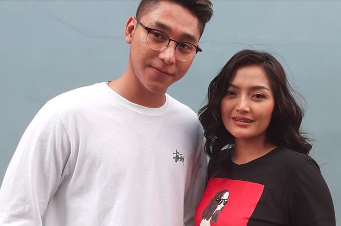 Siti Badriah dan Krisjiana Baharudin saat ditemui Grid.ID di Kapten Tendean, Jakarta Selatan