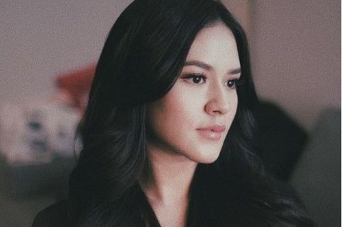 Foto Raisa Dan Anaknya : Gaya Family Potrait ala Keluarga Raisa dan Hamish Daud ... / Check spelling or type a new query.
