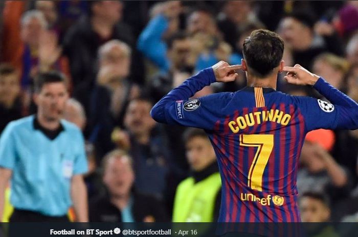 Gelandang FC Barcelona, Philippe Coutinho, melakukan selebrasi gol dalam laga perempat final Liga Champions kontra Manchester United di Stadion Camp Nou, 16 April 2019.