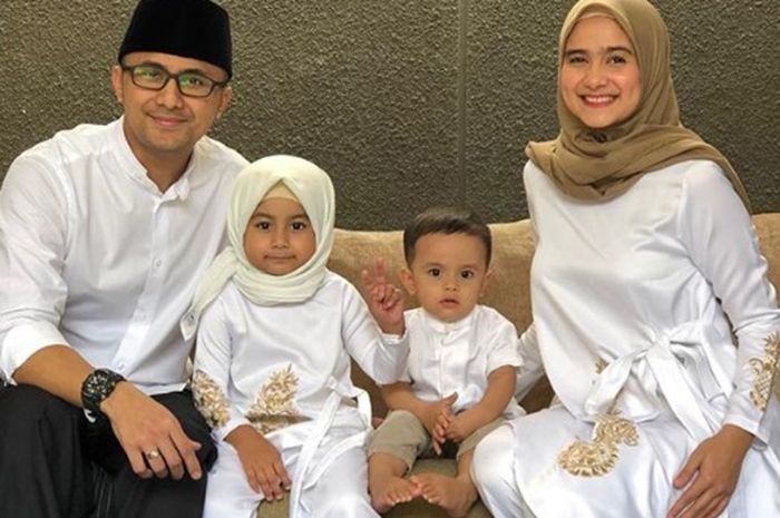 Berikan Ucapan Anniversary Mesra Kepada Sang Istri, Hengky Kurniawan