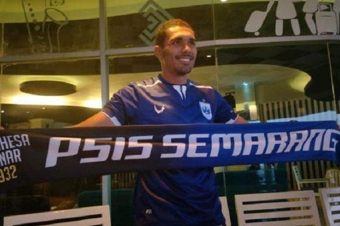 PSIS Semarang resmi merekrut gelandang asal Brasil, Patrick Mota.