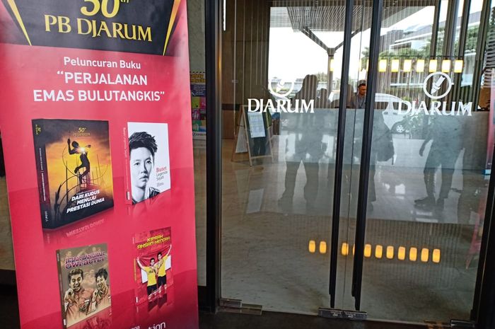 Acara peluncuran buku perjalanan emas bulu tangkis dalam perayaan ulang tahun PB Djarum ke -50, di Wisma Ploso, Kudus, Minggu (28/4/2019)