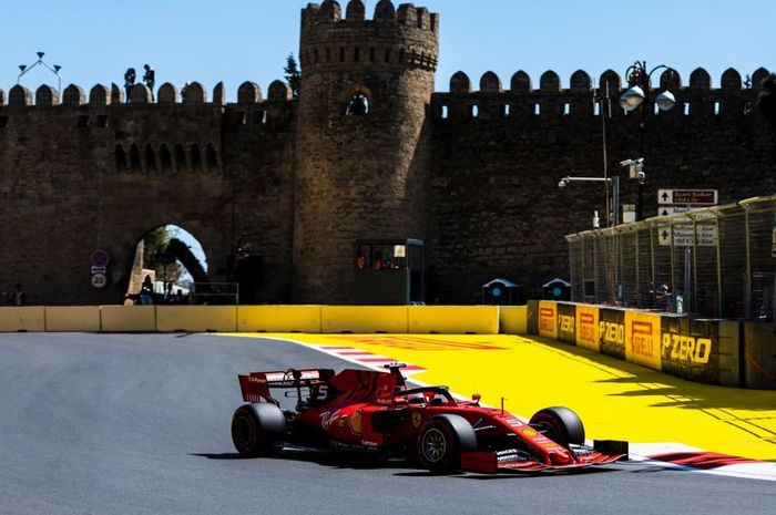 Pembalap Ferrari, Sbastian Vettel saat beraksi pada babak kualifikasi GP F1 Azerbaijan 2019, Sabtu (27/4/2019)