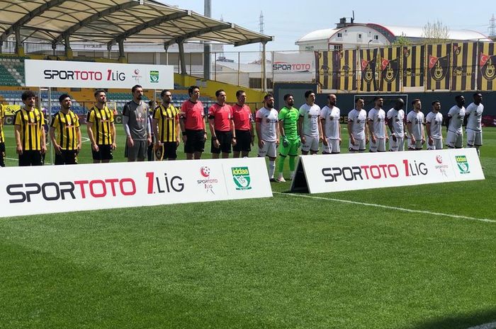 Jelang laga antara tuan rumah Istanbulspor AS kontra Elazigspor pada laga kasta kedua Liga Turki atau TFF First League 2018-2019 di Esenyurt Necmi Kadioglu Stadi, 28 April 2019.