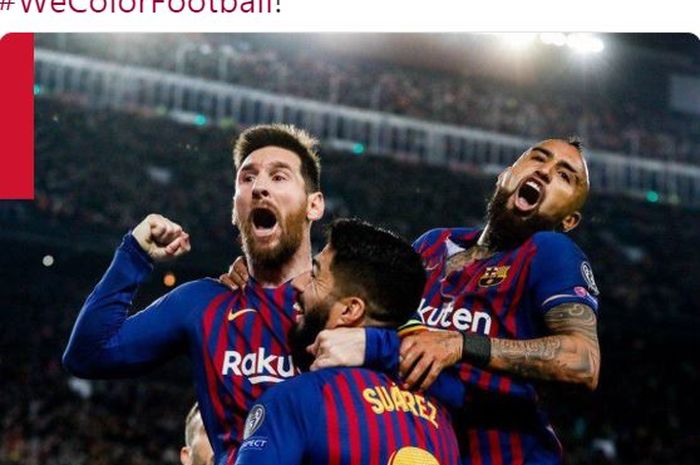Para pemain Barcelona, Lionel Messi, Luis Suarez, dan Arturo Vidal, merayakan gol yang dicetak ke gawang Liverpool dalam laga leg pertama semifinal Liga Champions di Stadion Camp Nou, Rabu (1/5/2019).