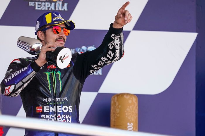 Maverick Vinales sedang melakukan selebrasi untuk hasil podiumnya pada MotoGP Spanyol 2019