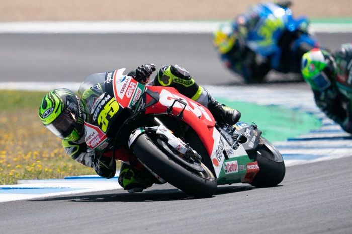 Pembalap tim LCR Honda, Cal Cructhlow saat beraksi pada MotoGP Spanyol 2019, Minggu (5/5/2019)