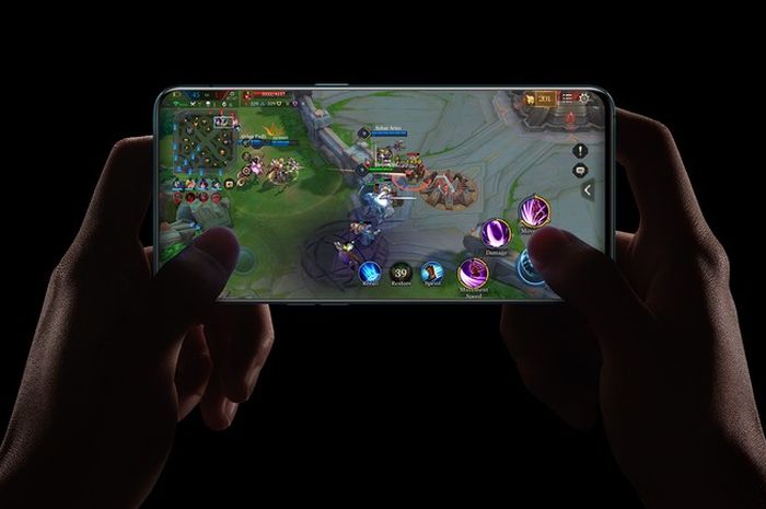 Illustration of playing games on a smartphone