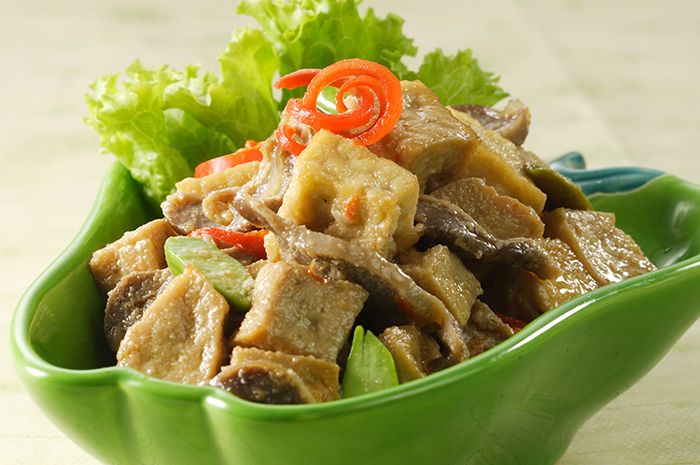 
Sambal Goreng Tahu Petai
