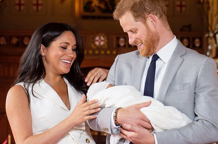 Pangeran Harry dan Meghan Markle Beri Penghormatan Untuk Mendiang Putri