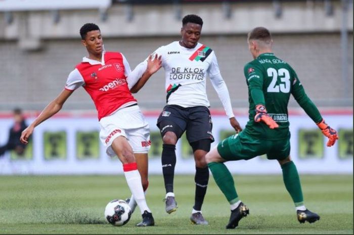 Pemain MVV Maastricht, Xavier Mbuyamba