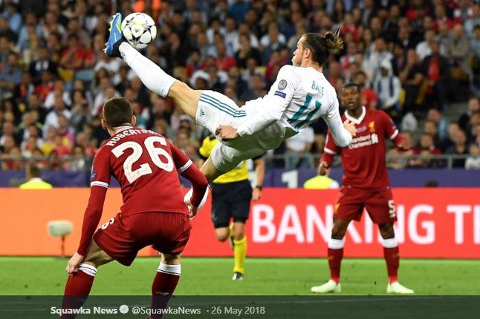 Penyerang sayap Real Madrid, Gareth Bale, mencetak gol dalam final Liga Champions 2017-2018 ke gawang Liverpool.