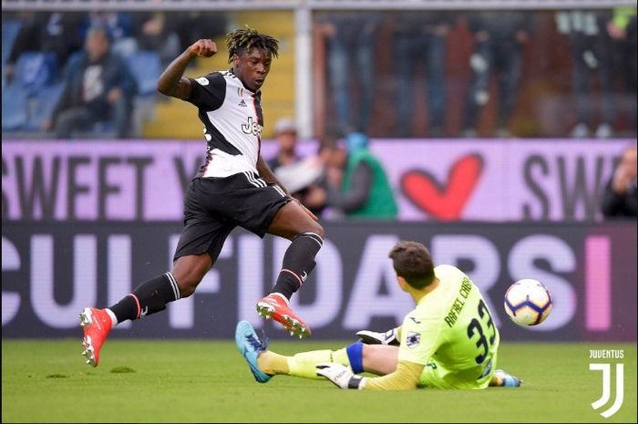 Striker Juventus, Moise Kean, dalam laga kontra Sampdoria pada Minggu (26/5/2019).