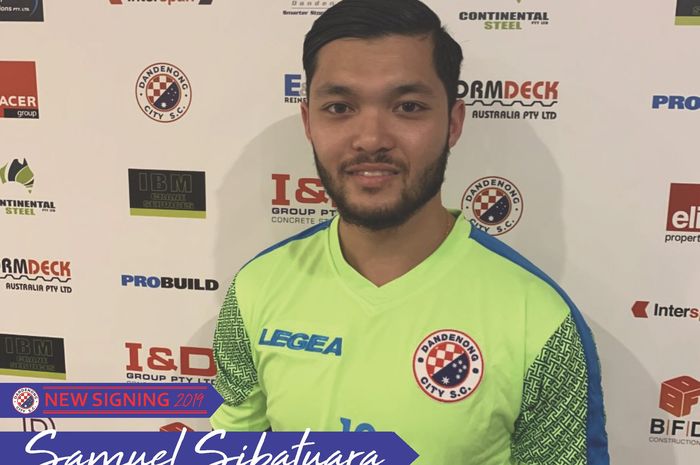 Pemain berdarah Indonesia kelahiran Australia, Samuel Sibatuara Nainggolan saat diperkenalkan Dandenong City SC, klub NPL Victoria 2018-2019. 
