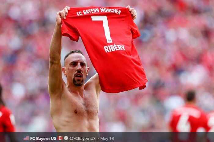 Franck Ribery resmi meninggalkan Bayern Muenchen akhir musim 2018-2019.