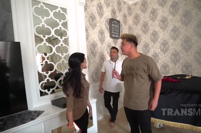 Raffi Ahmad Kaget Temukan Foto Saat Gerebek Rumah Mewah 17 