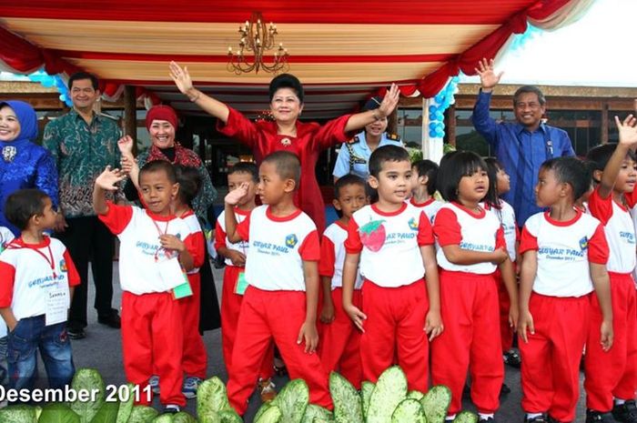 Inilah Sosok Bu Ani Yudhoyono yang Peduli Pada Pendidikan 