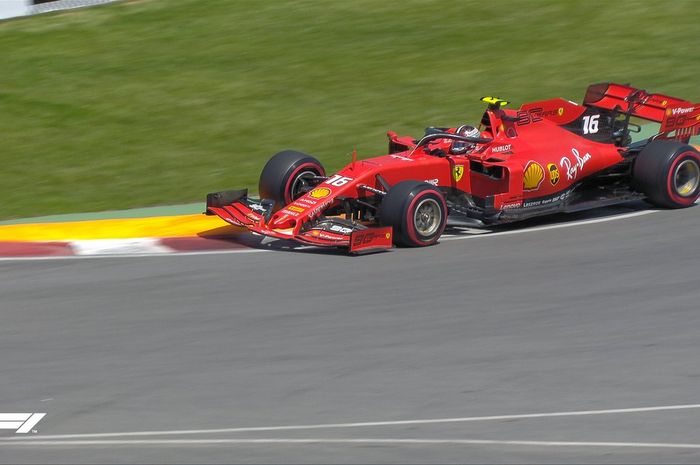 Pembalap Ferrari, Sebastian Vettel, tampil pada latihan ketiga Formula 1 GP Kanada di Sirkuit Gilles Villeneuve, Kanada, Sabtu (8/6/2019).