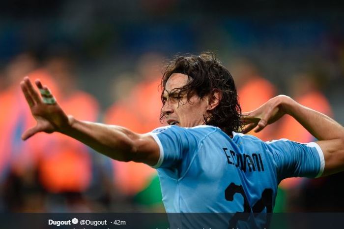 Penyerang timnas Uruguay, Edinson Cavani, merayakan gol saat menghadapi Ekuador pada laga Grup C Copa America 2019, 16 Juni 2019.