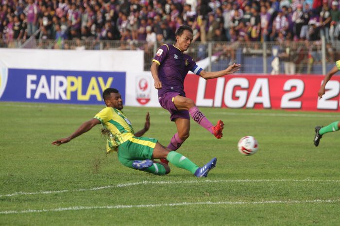Duel Persik Kediri Vs PSBS Biak pada partai pembuka Liga 2 2019 di Stadion Brawijaya, Kediri, Sabtu (22/6/2019).