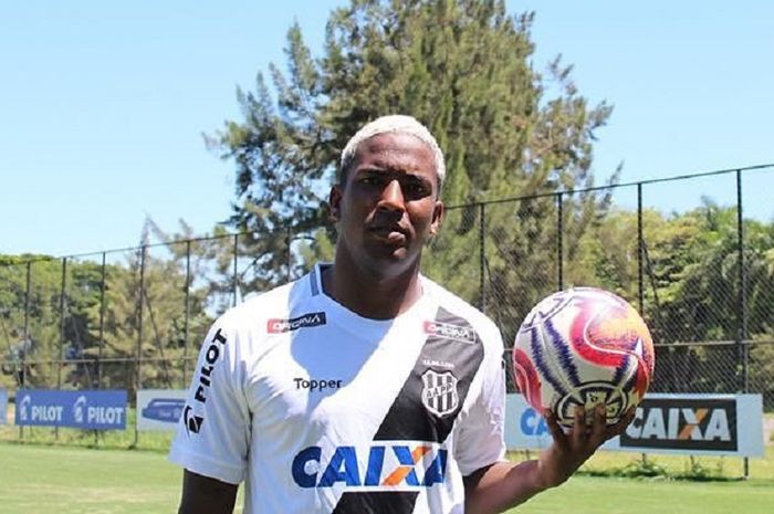 Striker Vasco da Gama, Thalles semasa hidup saat berlatih bersama klub Brasil itu. 