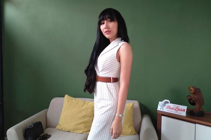 Film Perdana Lucinta Luna