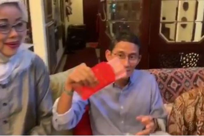 Ulang Tahun ke-50, Sandiaga Uno Masih Terima Angpao dari Ibunda Tercinta!