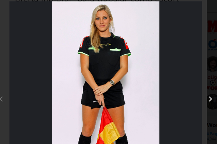 Mantan wasit wanita asal Brasil, Fernanda Colombo.