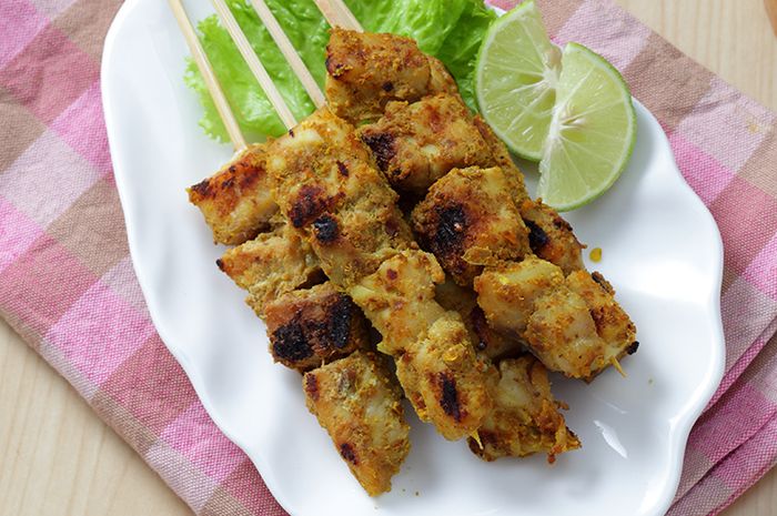 Sate Ikan Bumbu Kuning