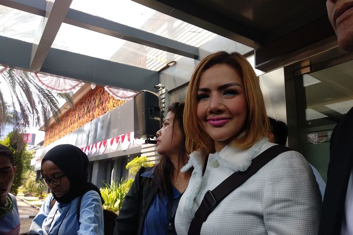 Barbie Kumalasari saat ditemui Grid.ID di Polda Metro Jaya, Rabu (10/7/2019).