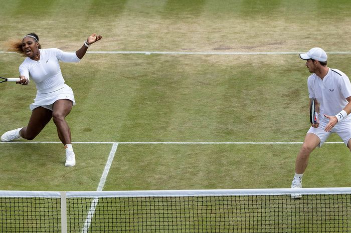 Serena Williams (USA) &amp; Andy Murray (GBR) playing against Bruno Soares (BRA) and Nicole Melichar (USA) in the Mixed Doubles on No.2 Court. The Championships 2019. Held at The All England Lawn Tennis Club, Wimbledon. Day 9 Wednesday 10/07/2019. Credit: AELTC/Ian Walton