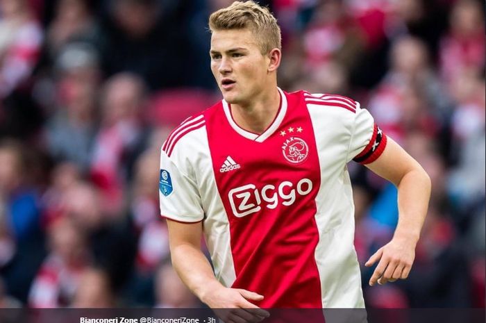 Bek Ajax Amsterdam, Matthijs de Ligt, sebentar lagi akan resmi menjadi pemain Juventus.