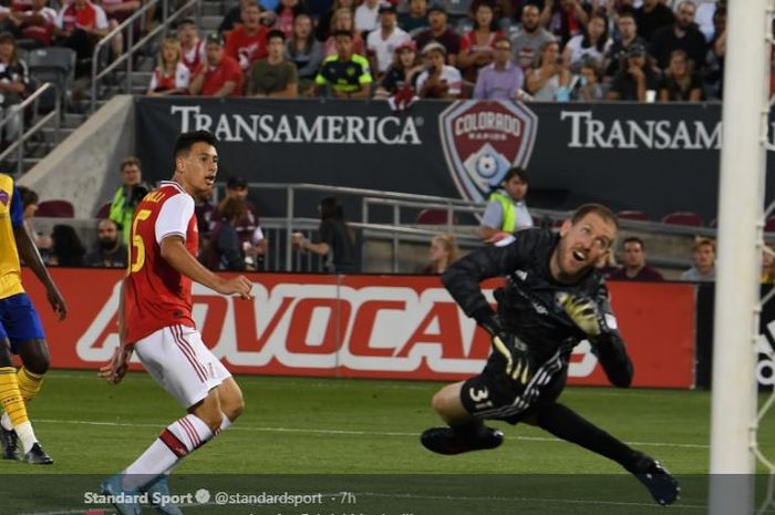 Penyerang anyar Arsenal, Gabriel Martinelli, membobol gawang Colorado Rapids dalam laga uji coba di Dick's Sporting Goods Park, Denver, Amerika Serikat, 15 Juli 2019.