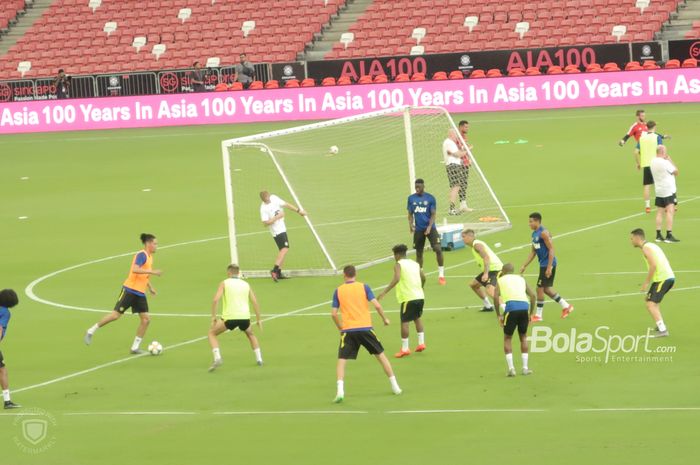 Para pemain Manchester United beraksi dalam sesi latihan International Champions Cup 2019 di National Stadium, Jumat (19/7/2019).