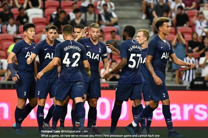 Para pemain Tottenham Hotspur merayakan kemenangan atas Juventus pada laga International Champions Cup, Minggu (21/7/2019).