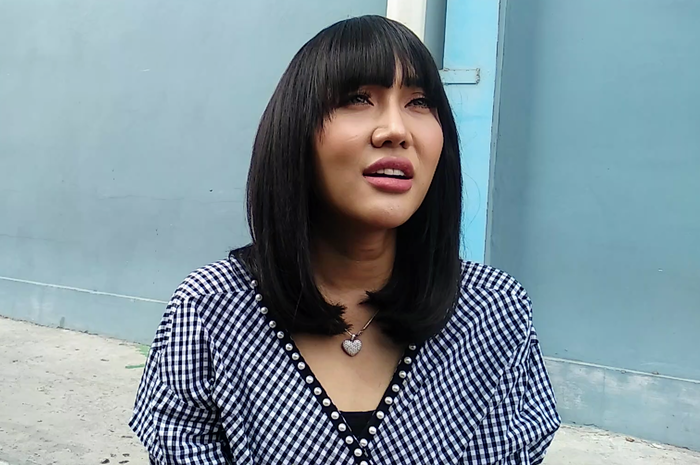 Lucinta Luna ketika Grid.ID temui di kawasan Tendean, Mampang, Jakarta Selatan, Senin (22/7/2019).